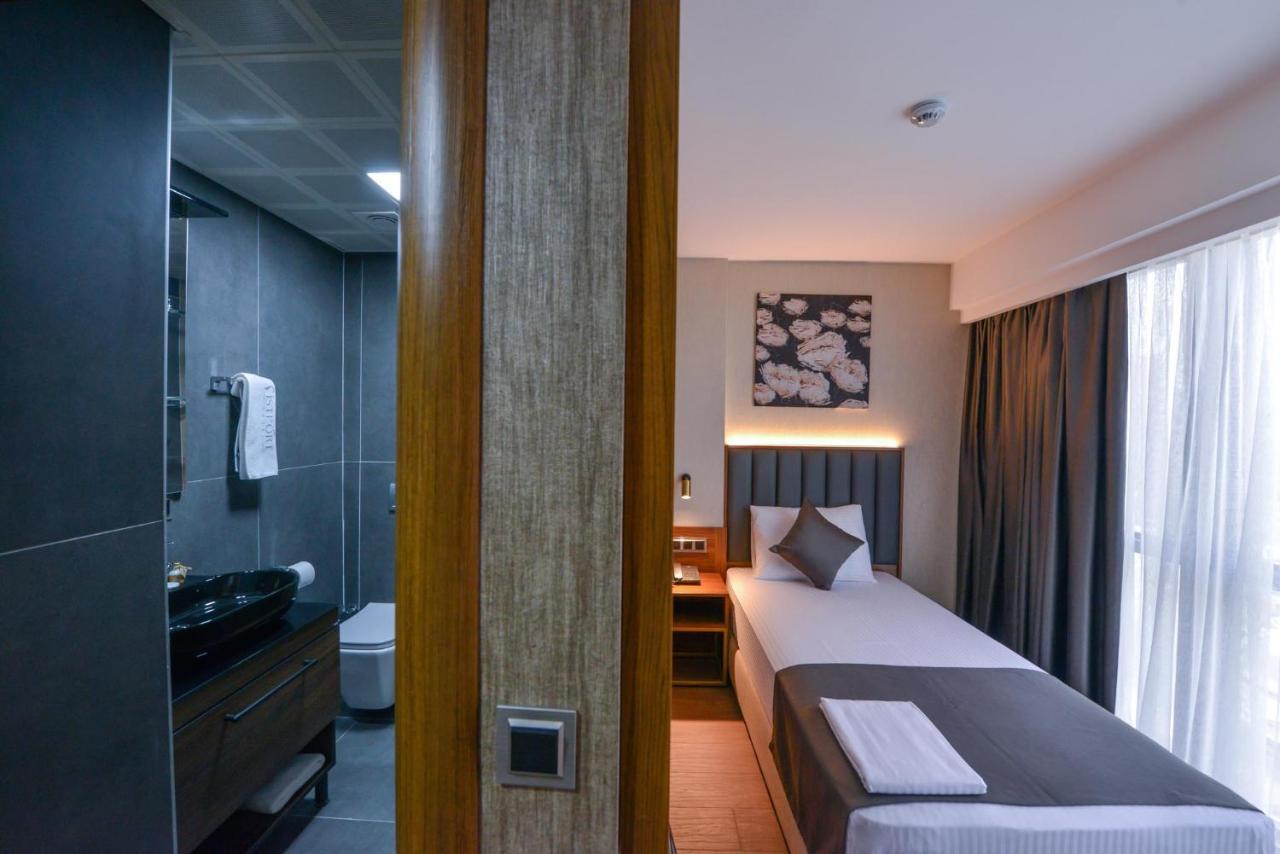 Istport Garden Hotels Arnavutkoy Екстер'єр фото A room at the hotel