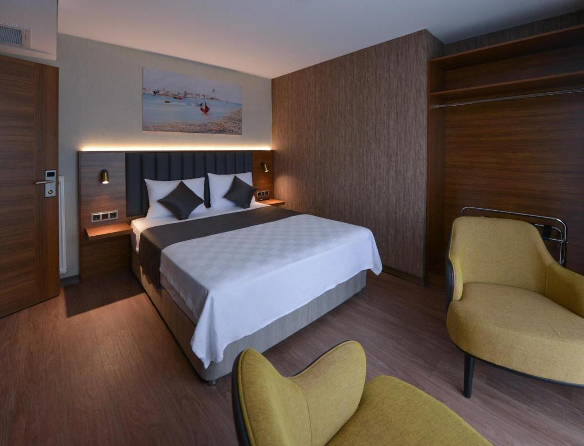 Istport Garden Hotels Arnavutkoy Екстер'єр фото A room at the hotel